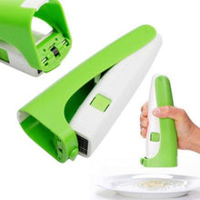 Load image into Gallery viewer, Garlic Cube Cutter