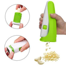 Load image into Gallery viewer, Garlic Cube Cutter